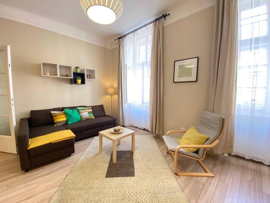Orangehomes One Bedroom Comfy Apartment Budapest Eksteriør bilde